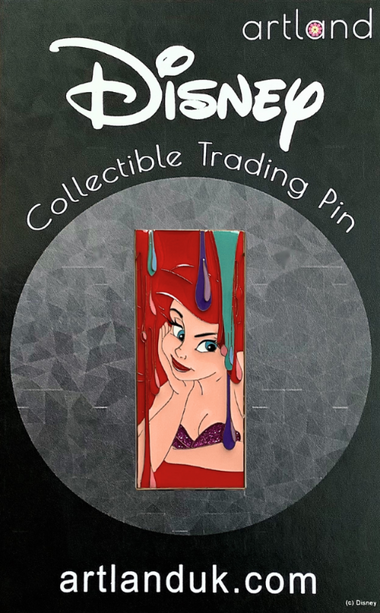 Ariel - Artist's Easel Series - On Alert!